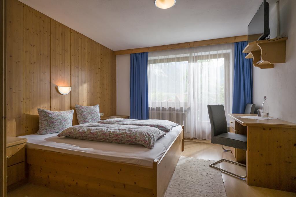 Gaestehaus Pendl Mayrhofen Exterior photo